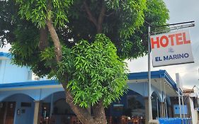 Hotel Y Restaurante El Marino